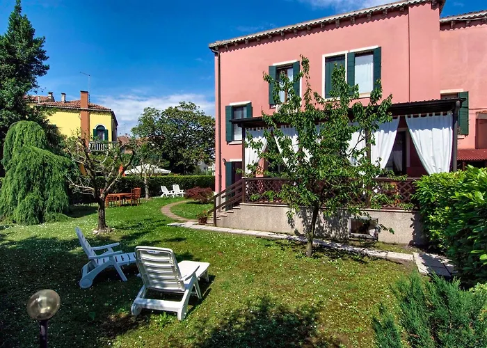 Dacri לינה וארוחת בוקר 3*